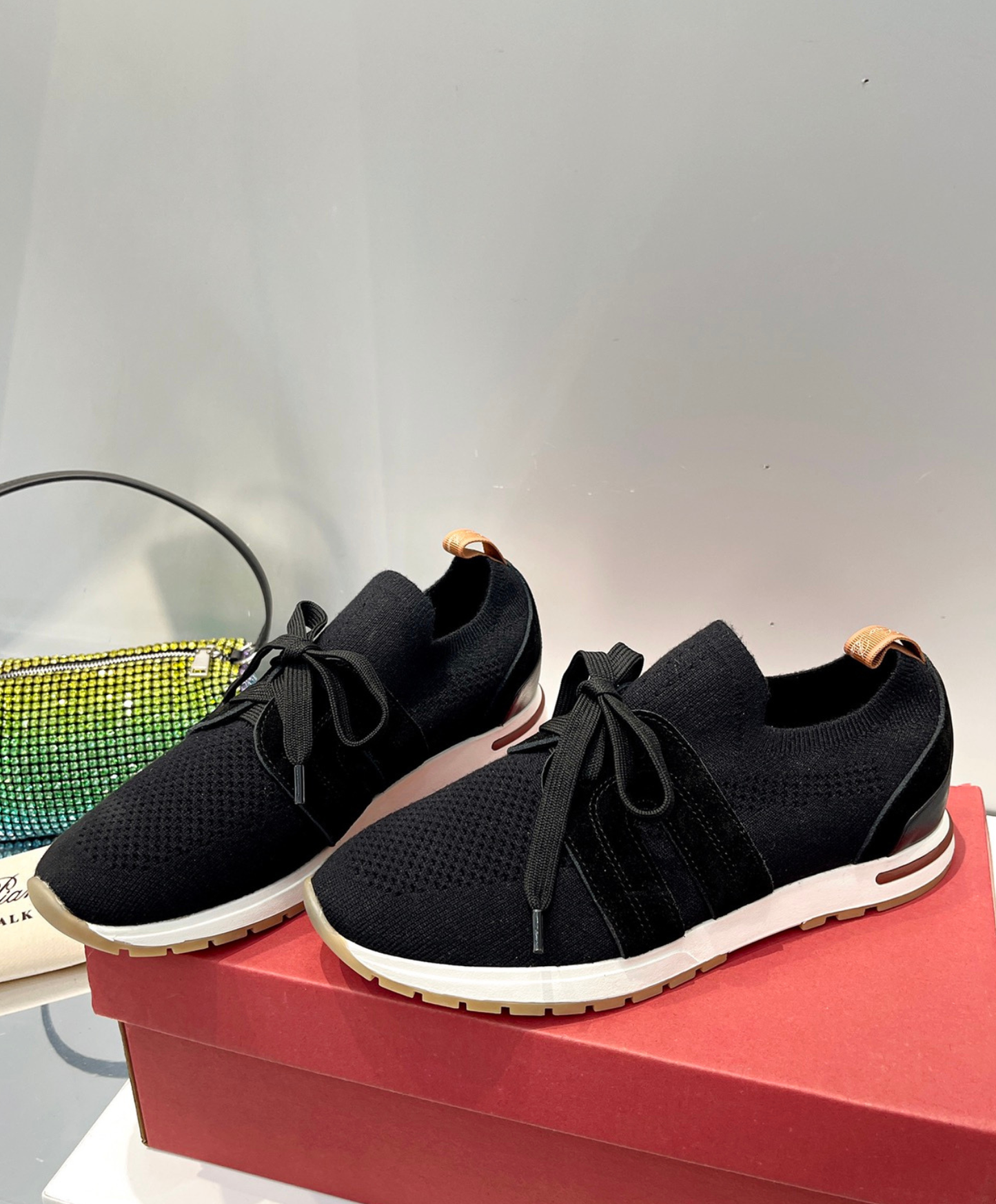 360 LP Flexy Walk Sneaker