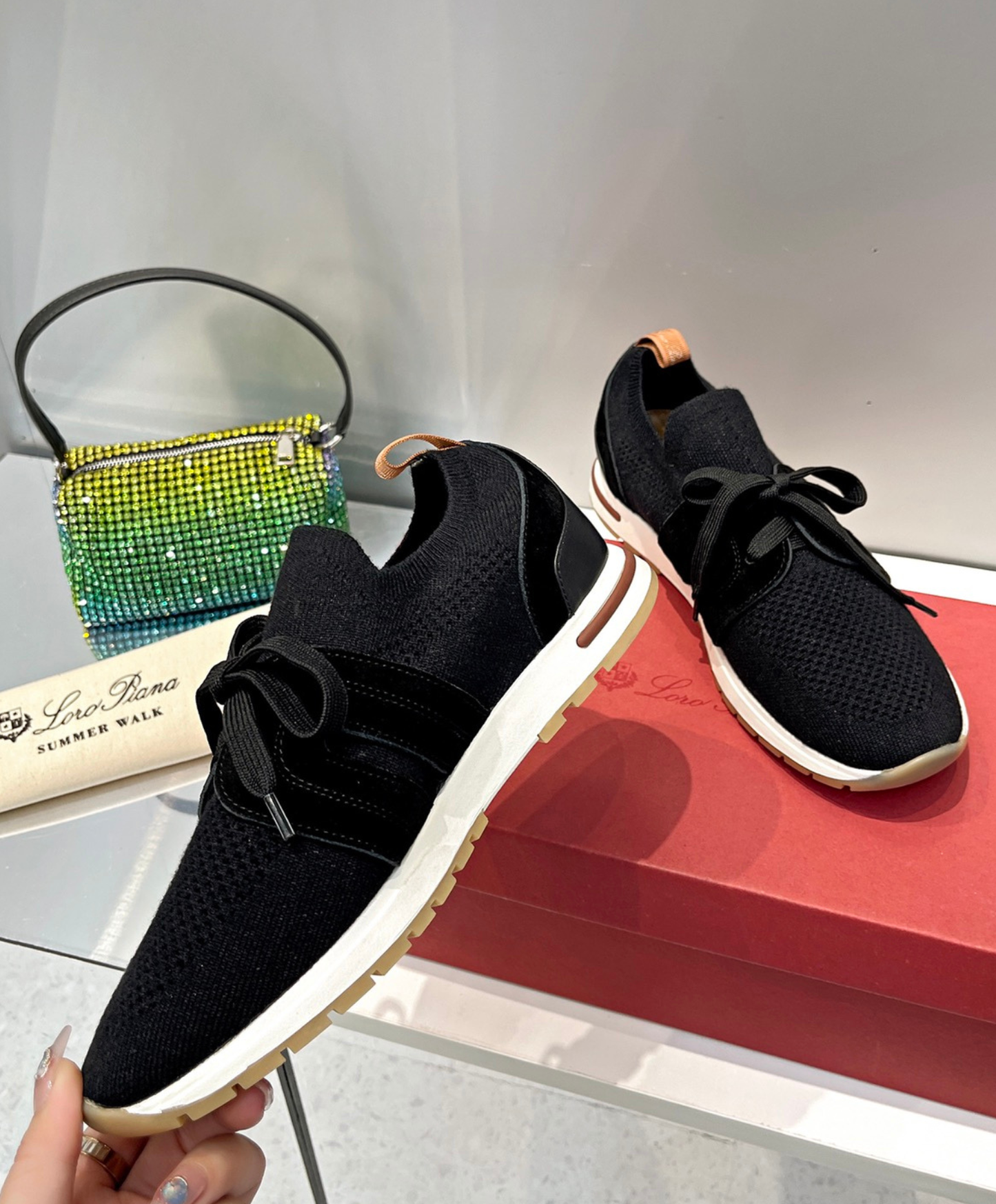 360 LP Flexy Walk Sneaker