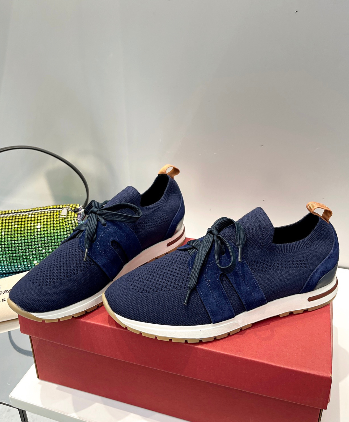 360 LP Flexy Walk Sneaker