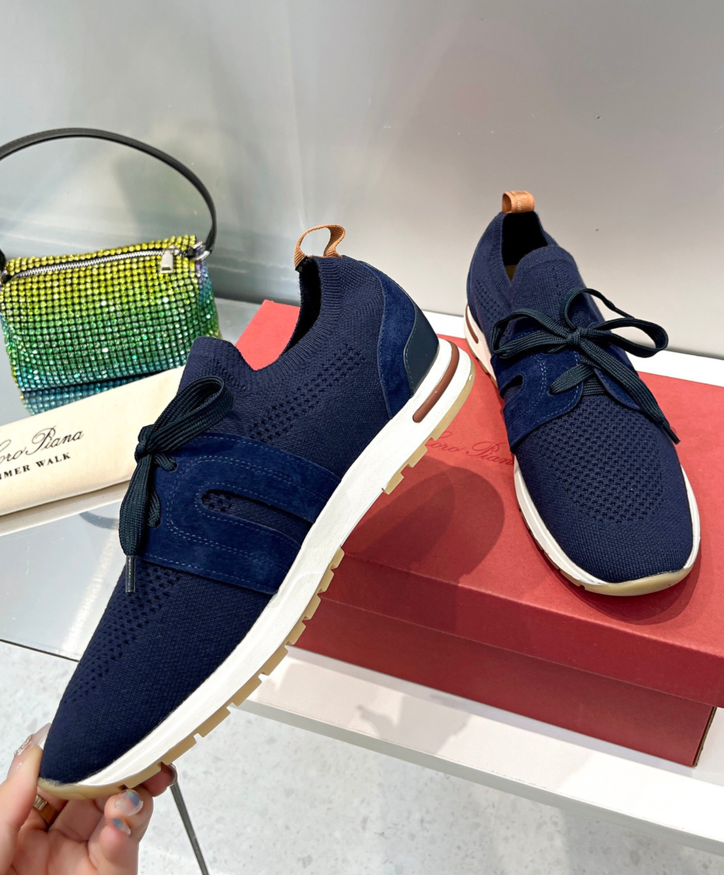 360 LP Flexy Walk Sneaker