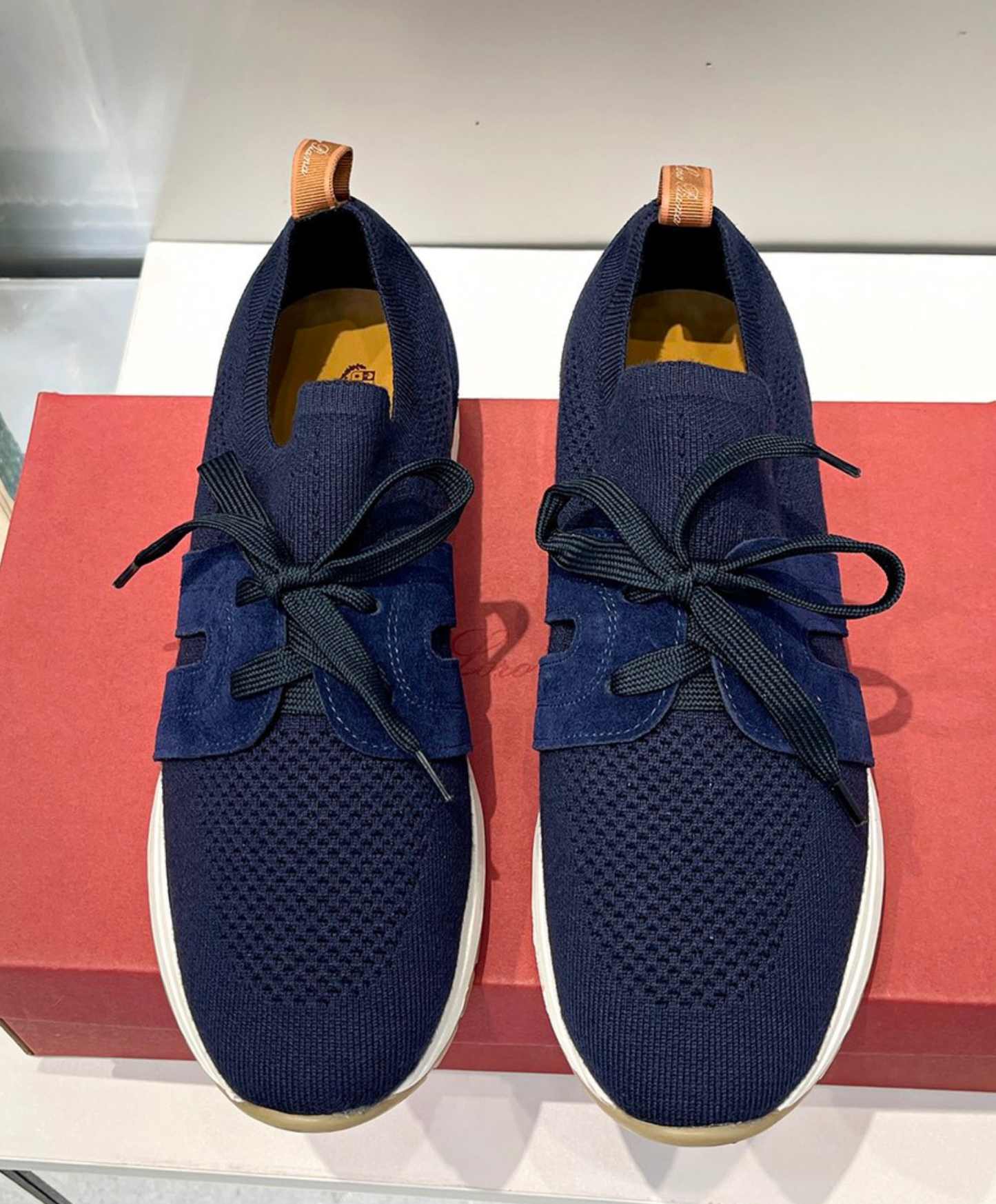 360 LP Flexy Walk Sneaker