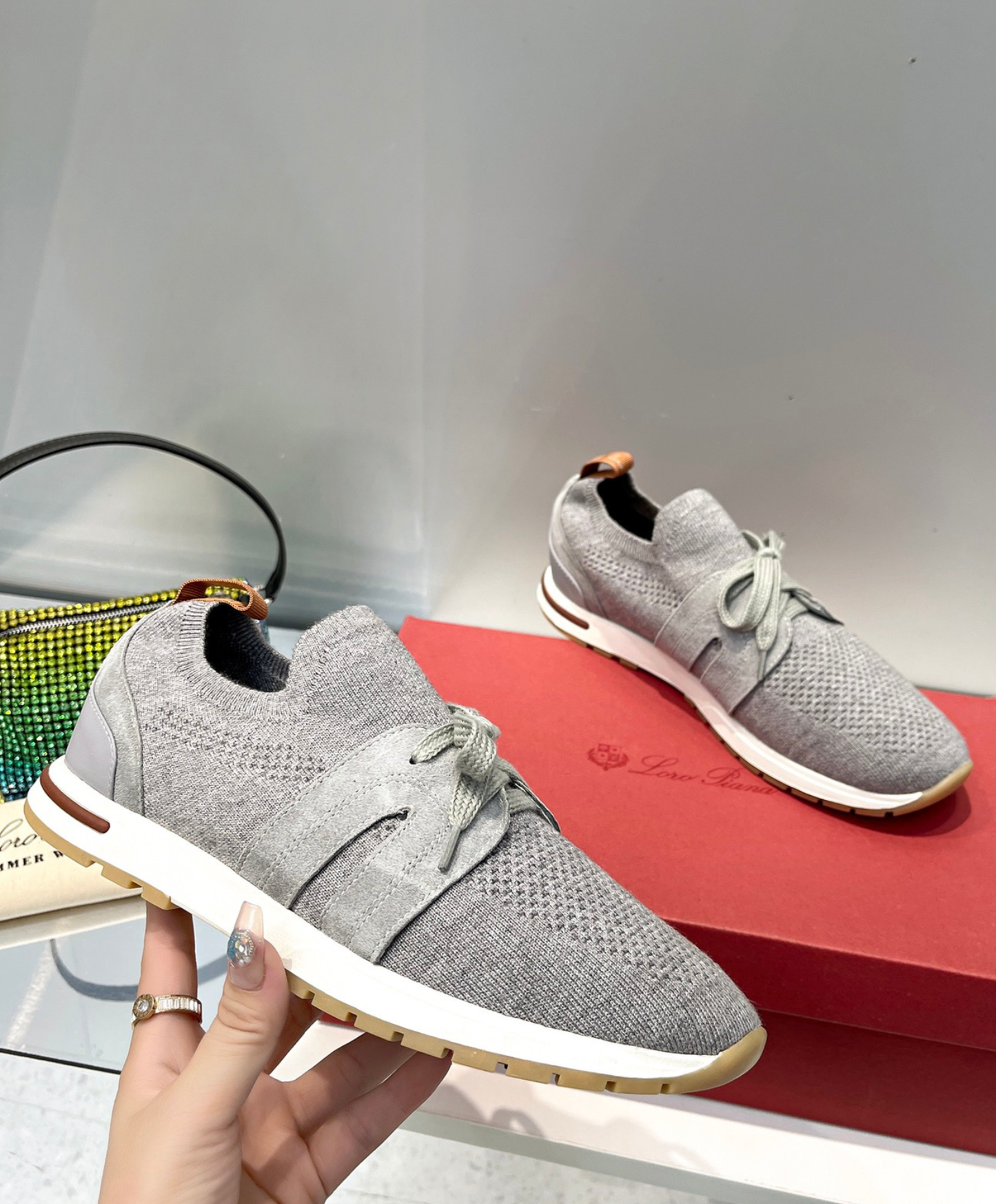 360 LP Flexy Walk Sneaker