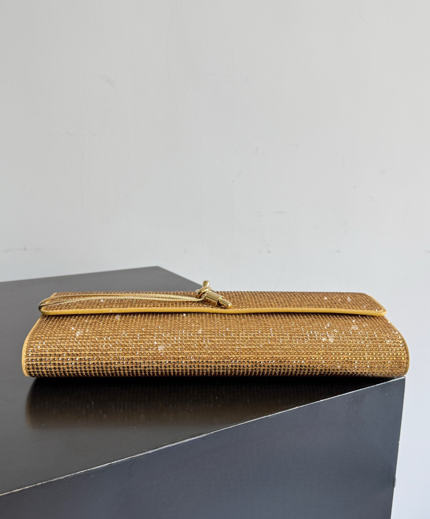 Andiamo Clutch