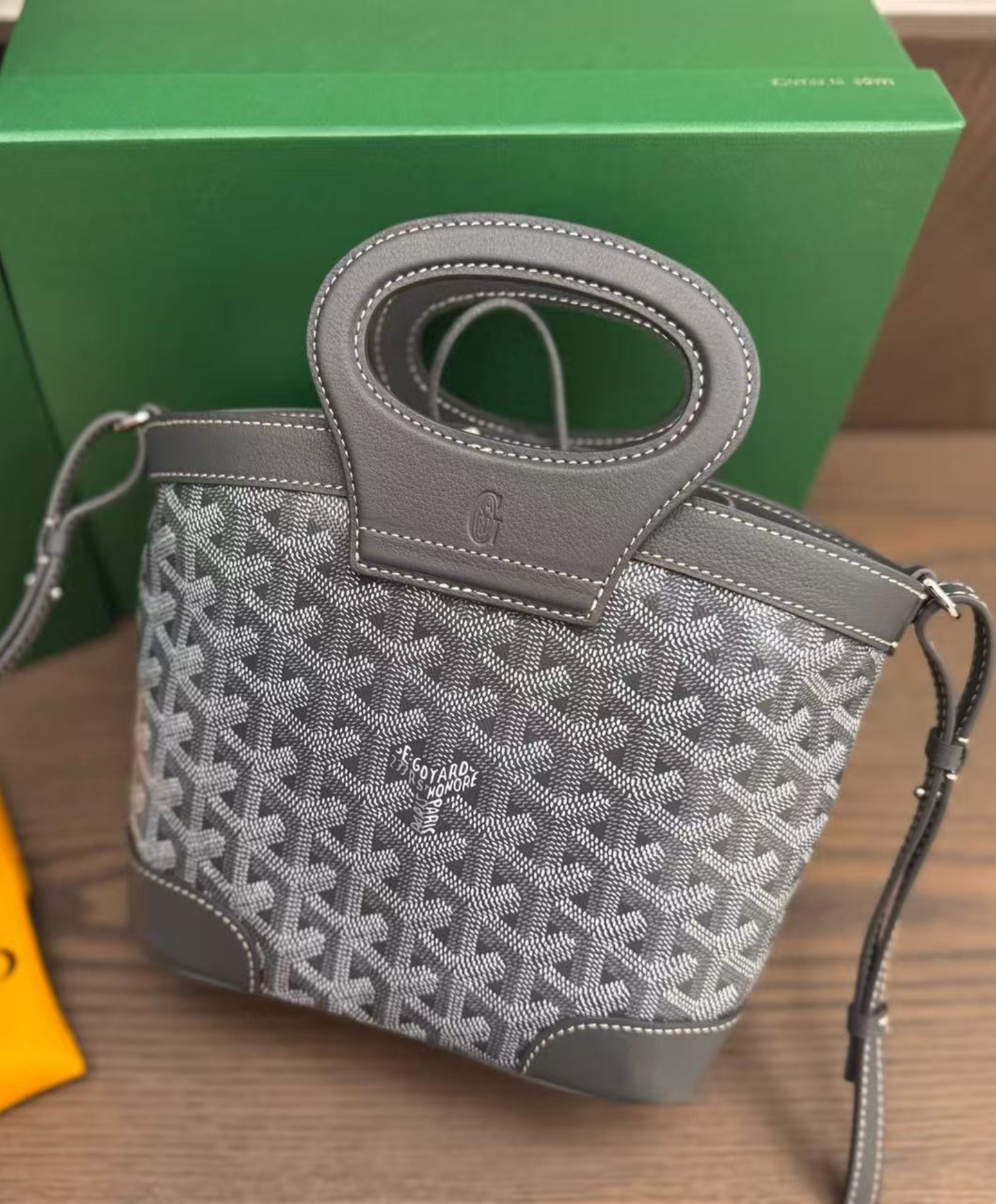 Beluga Mini Bag