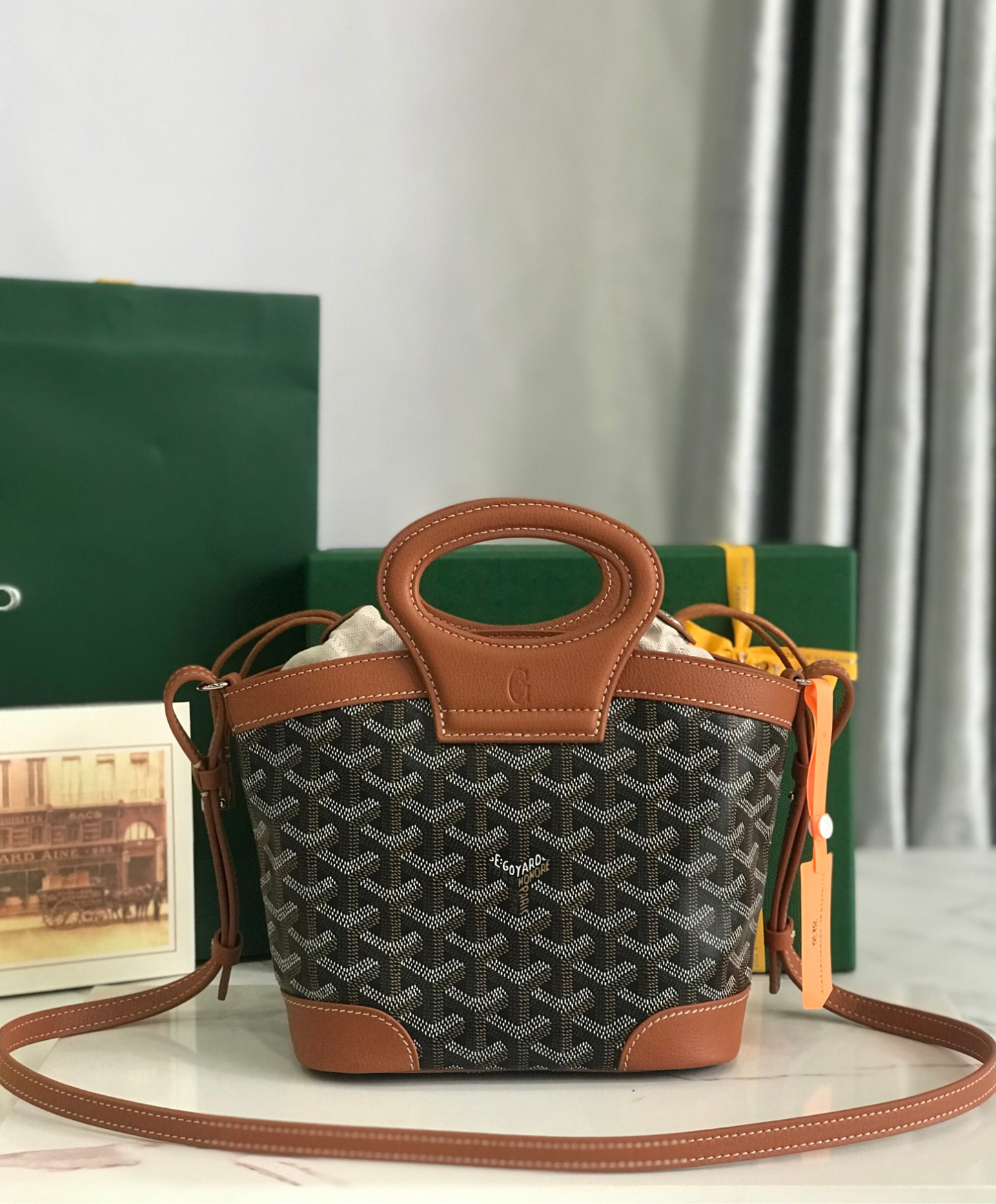 Beluga Mini Bag