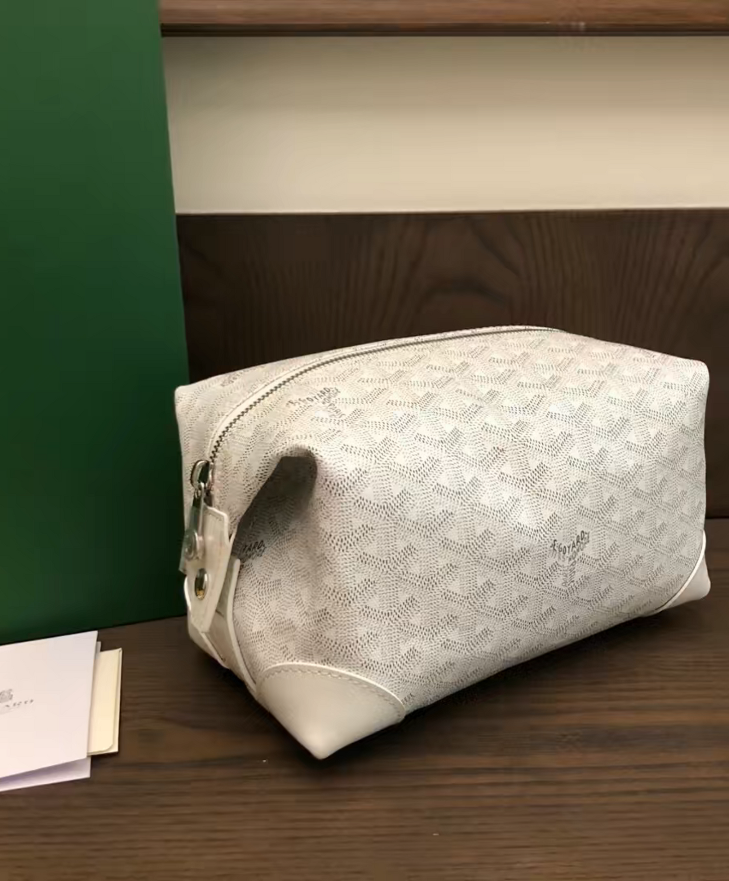 Bowling 25 Toiletry Bag
