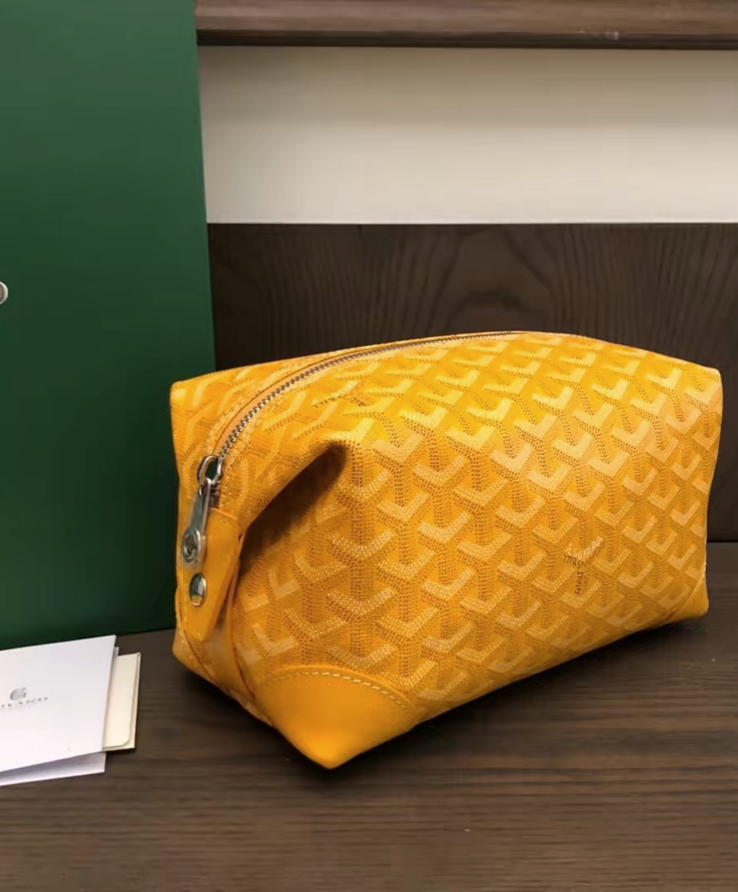 Bowling 25 Toiletry Bag