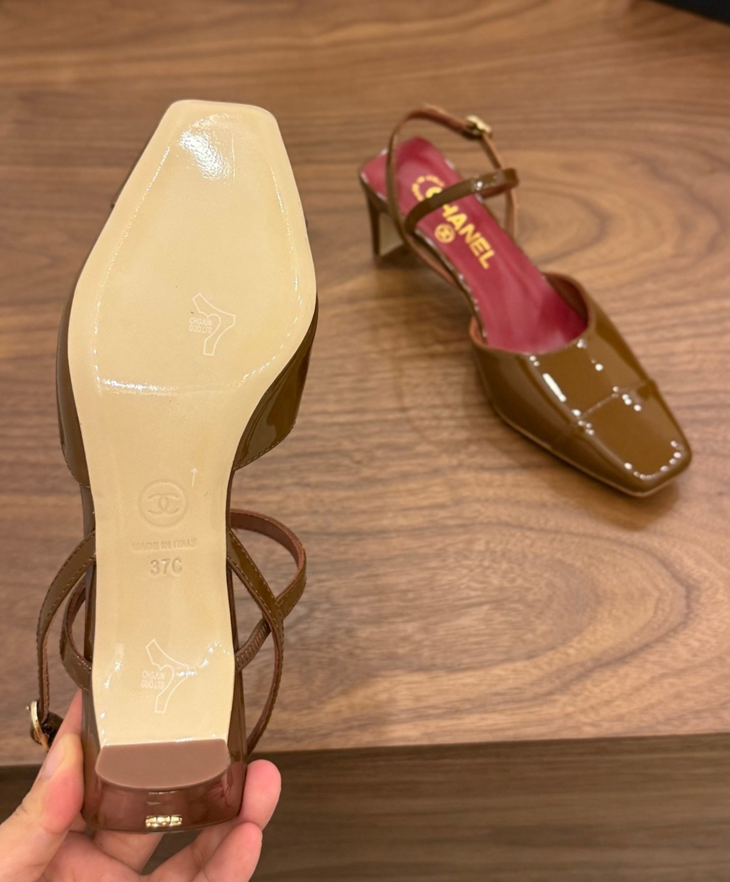 Slingbacks