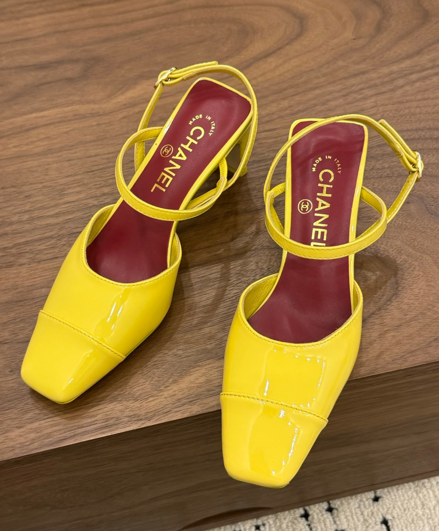 Slingbacks
