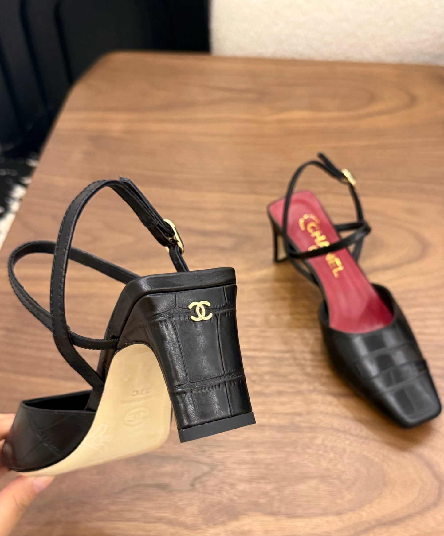 Slingbacks