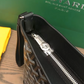 Conti Pouch