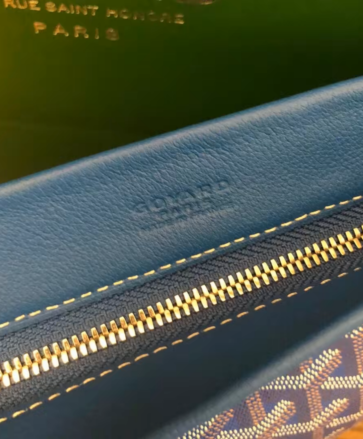 Conti Pouch