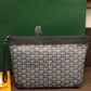 Conti Pouch