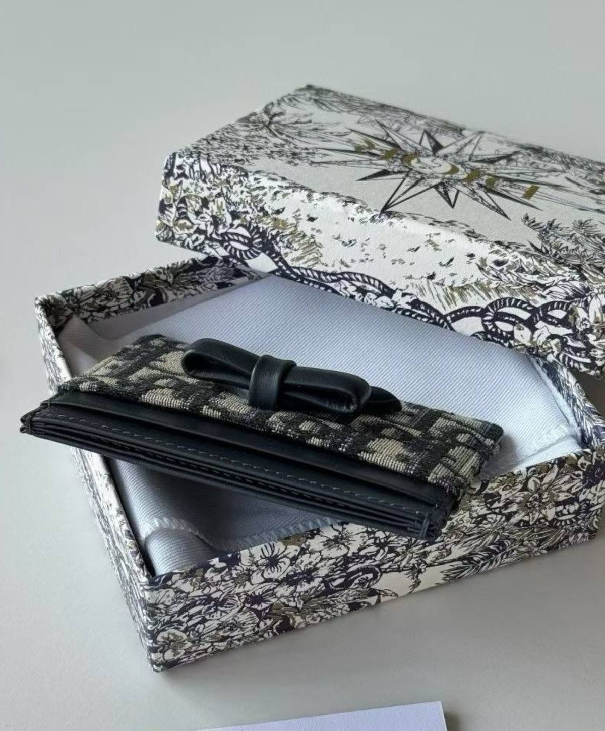 Dior Promenade Freesia Card Holder