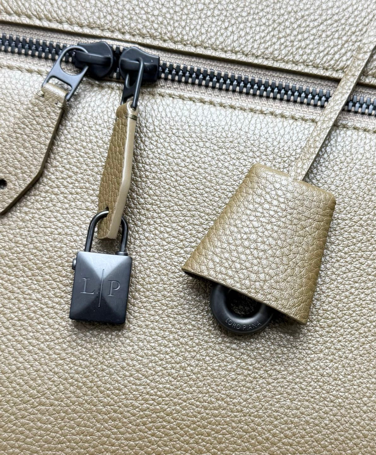 Extra Briefcase L41
