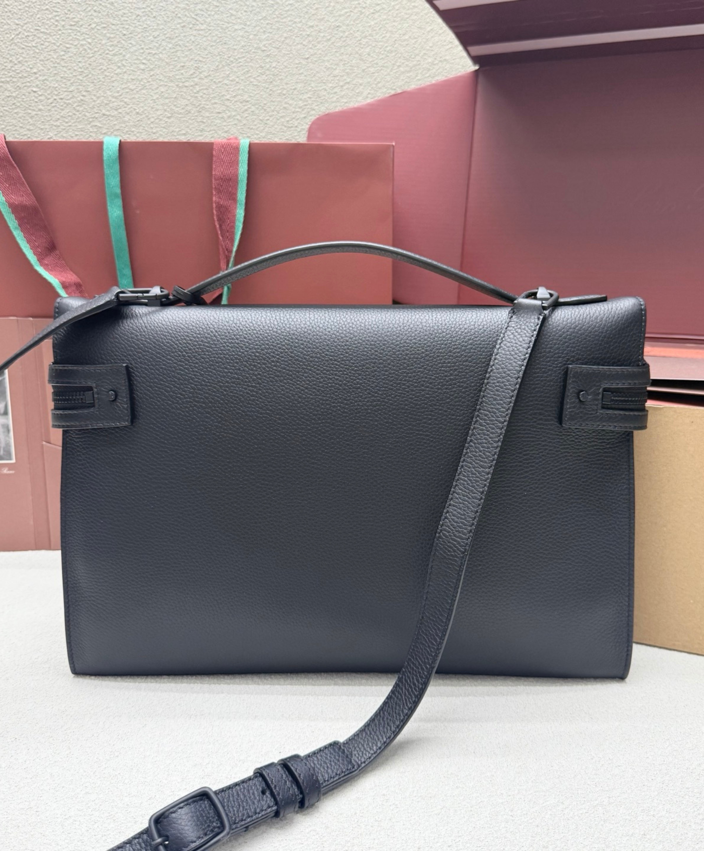 Extra Messenger Bag L33