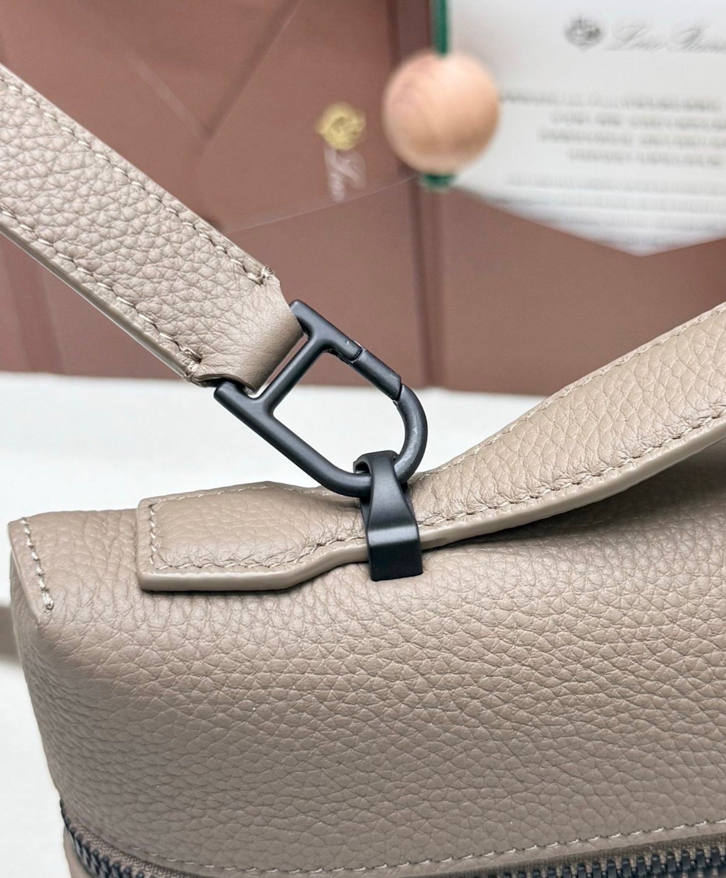 Extra Messenger Bag L33