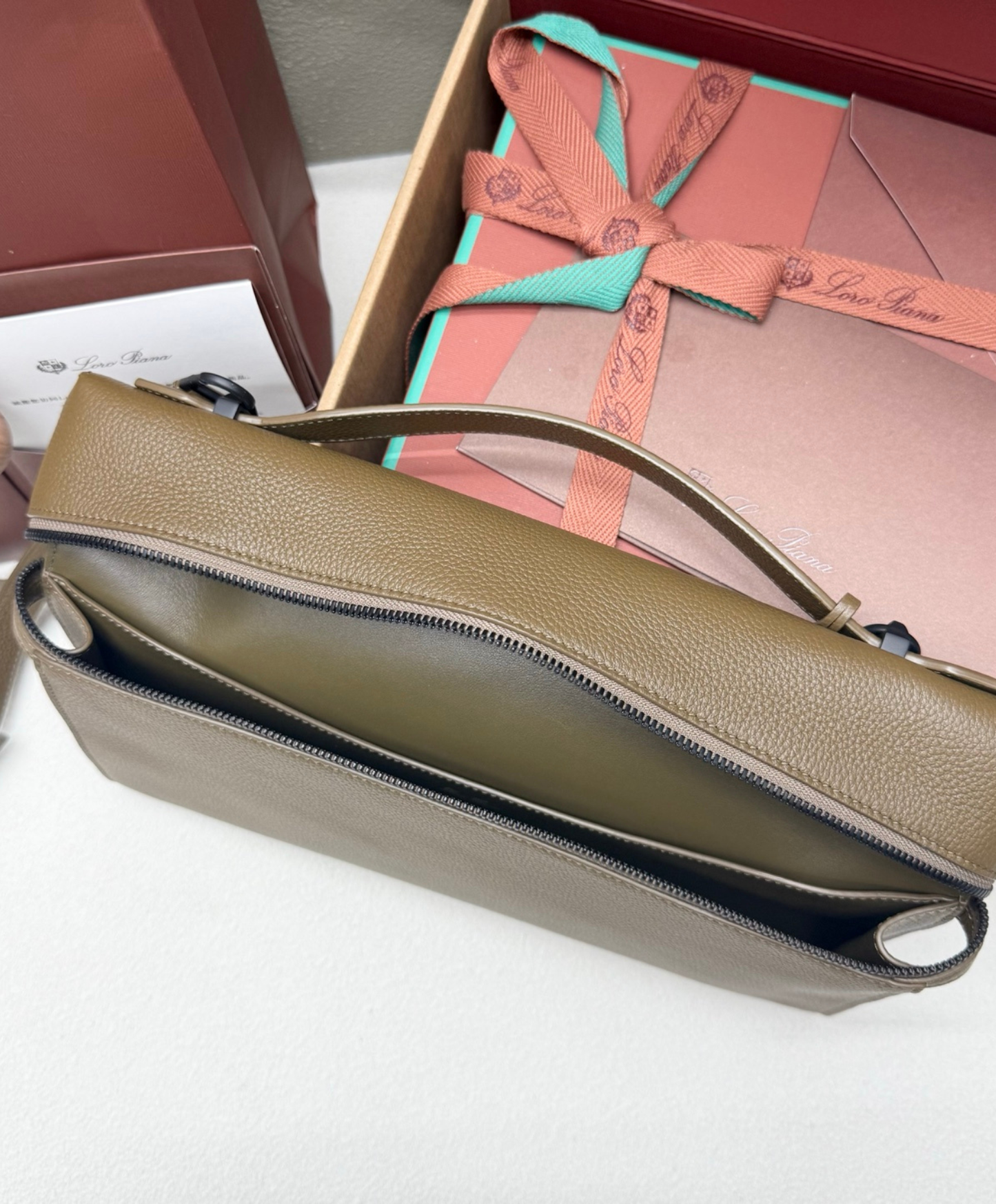 Extra Messenger Bag L33