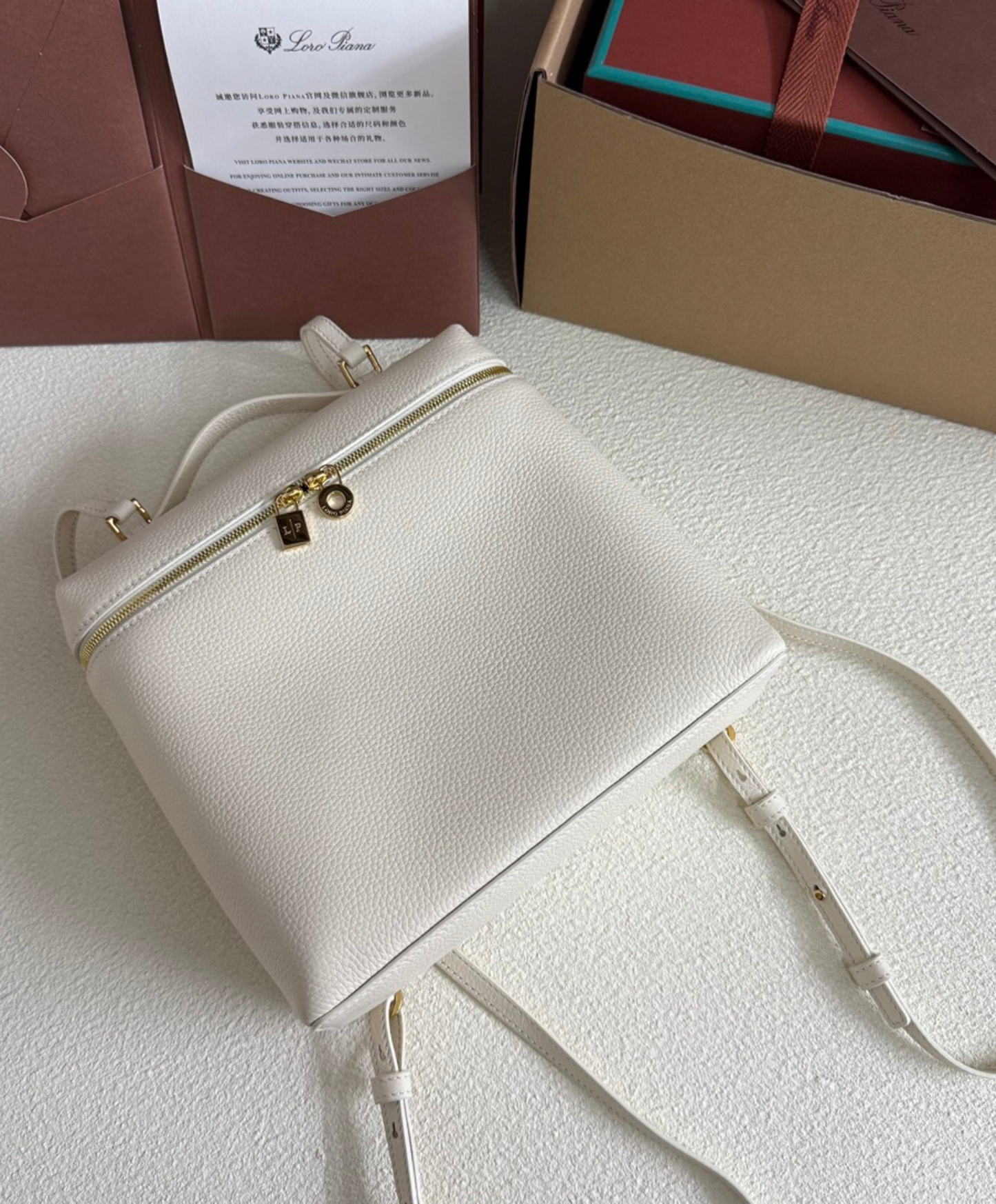 Extra Pocket Backpack L23.5