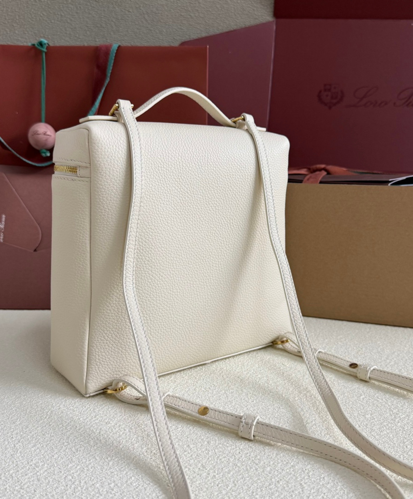 Extra Pocket Backpack L23.5