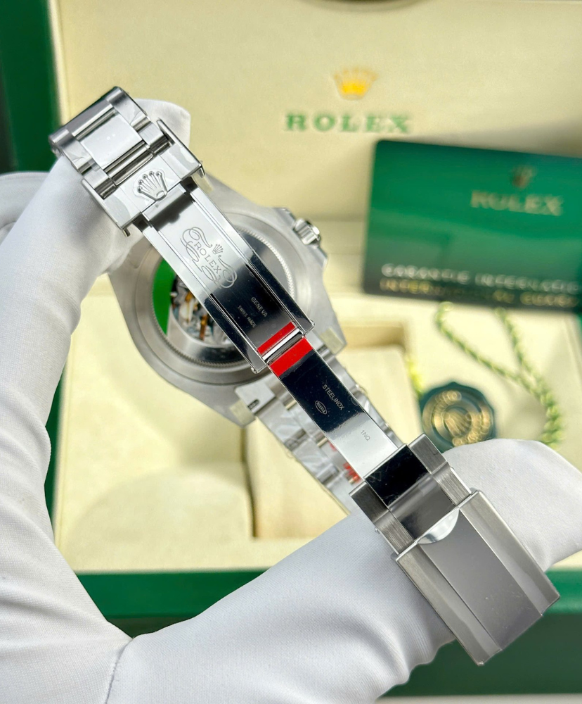 GMT-Master II