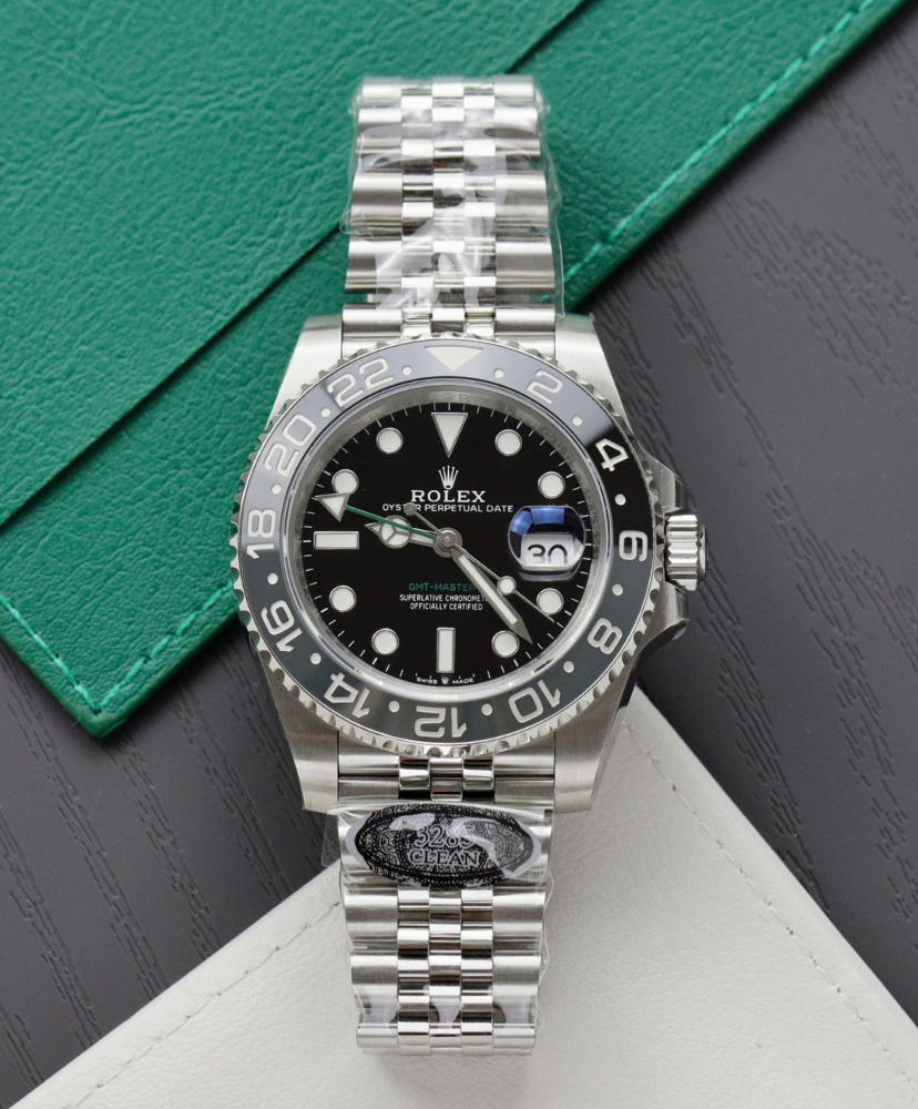 GMT-Master II