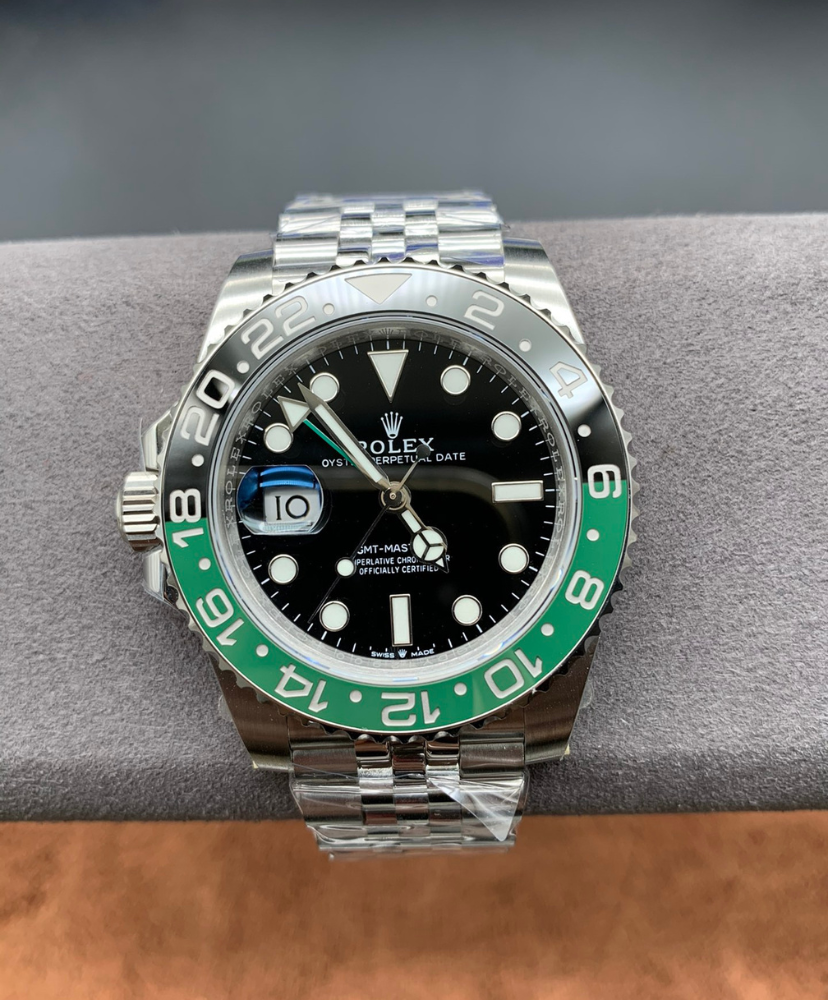 GMT-Master II