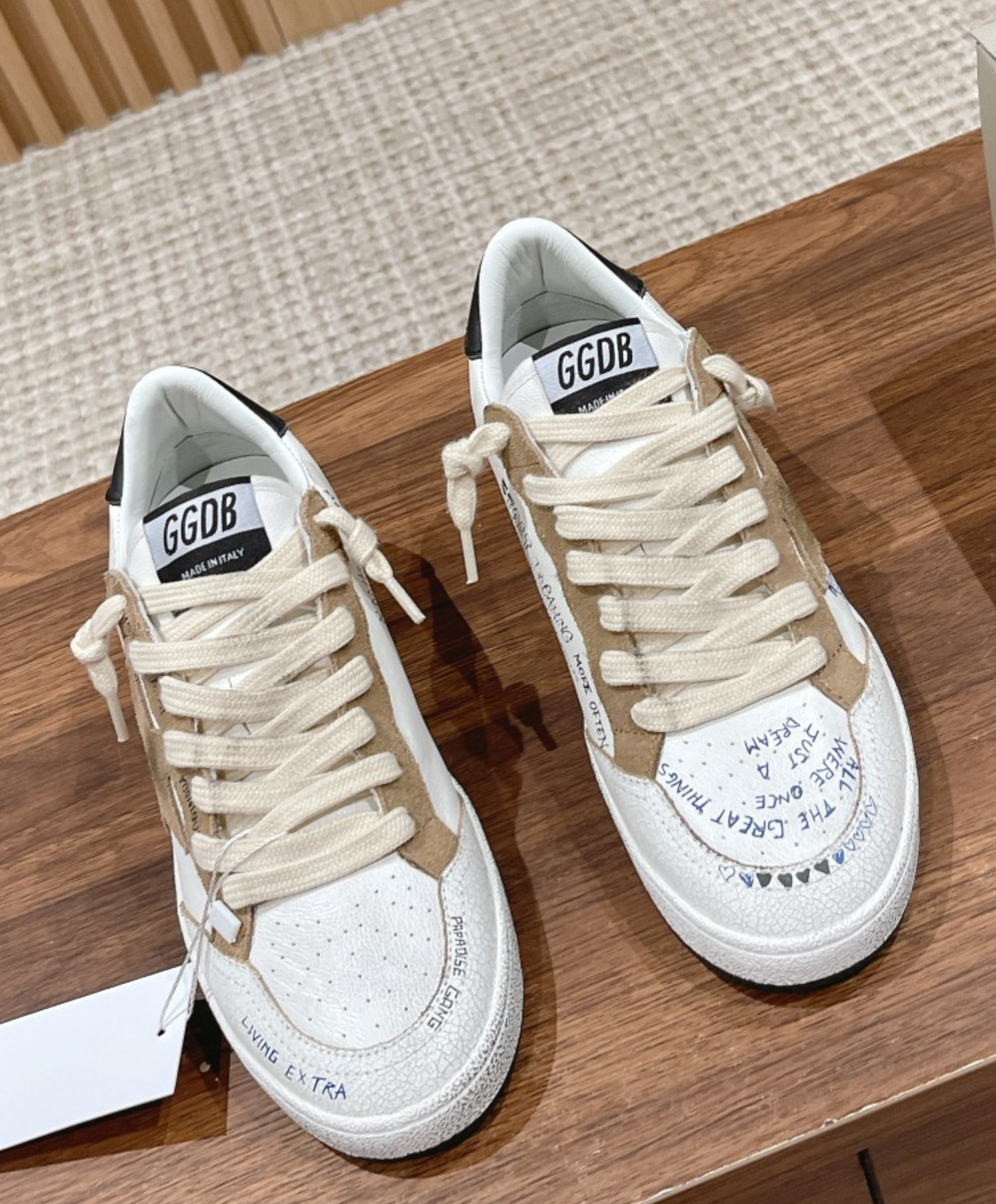 Golden Goose Ball Star Graffiti Script