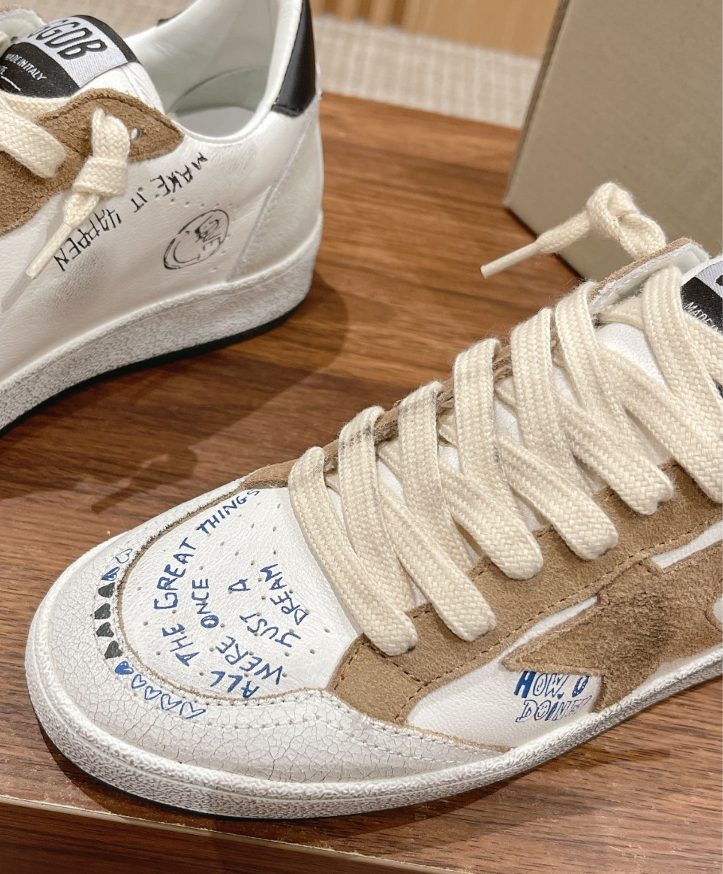 Golden Goose Ball Star Graffiti Script
