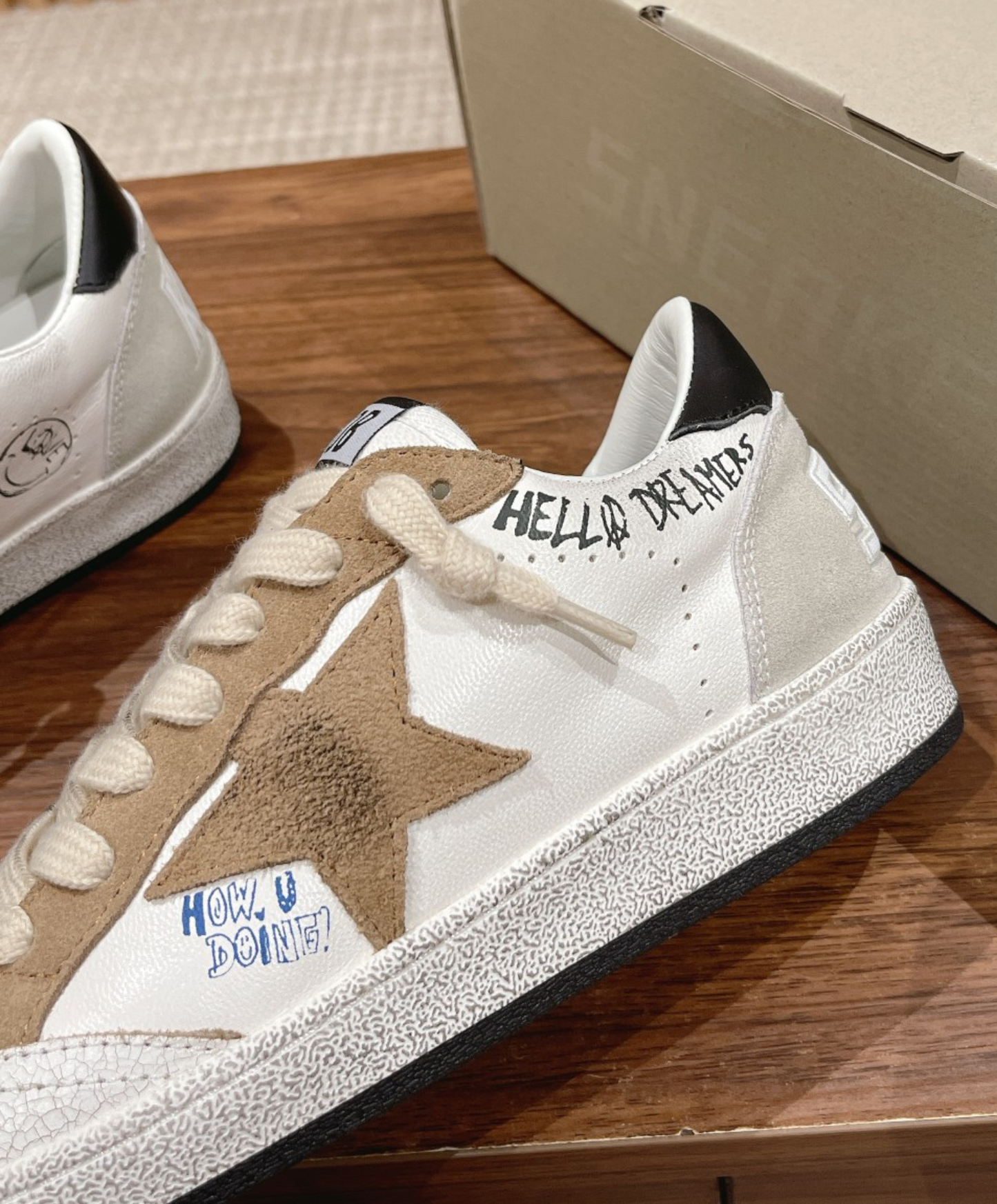 Golden Goose Ball Star Graffiti Script