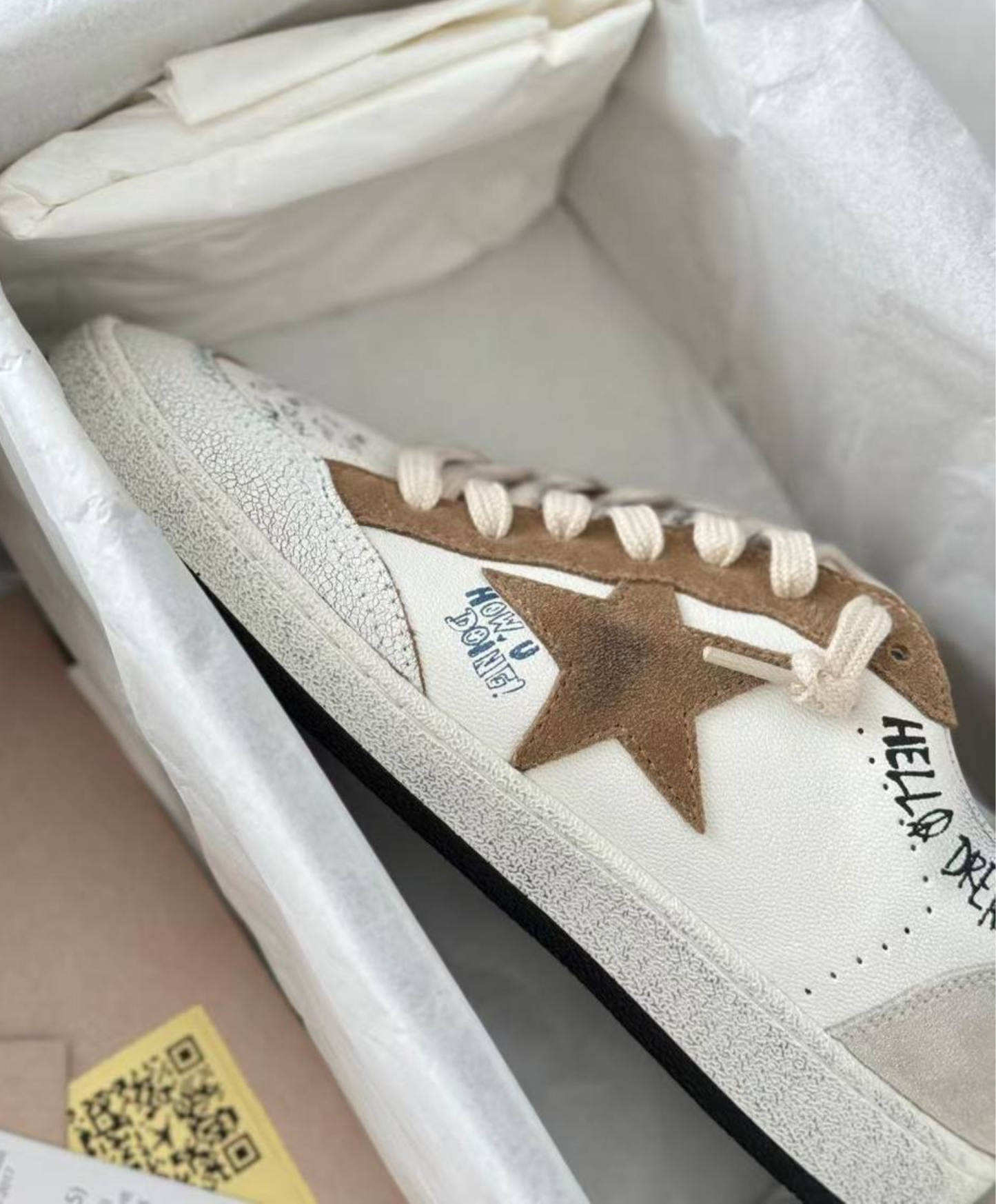 Golden Goose "Ball Star Graffiti Script" Edition