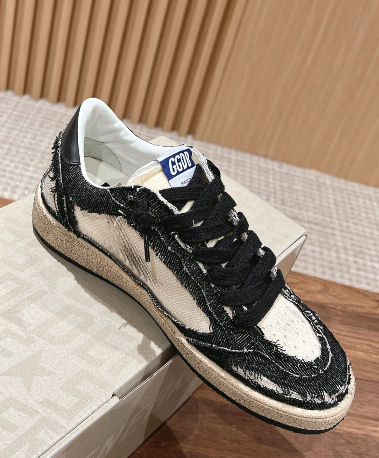 Golden Goose Ball Star Raw-Edge Noir