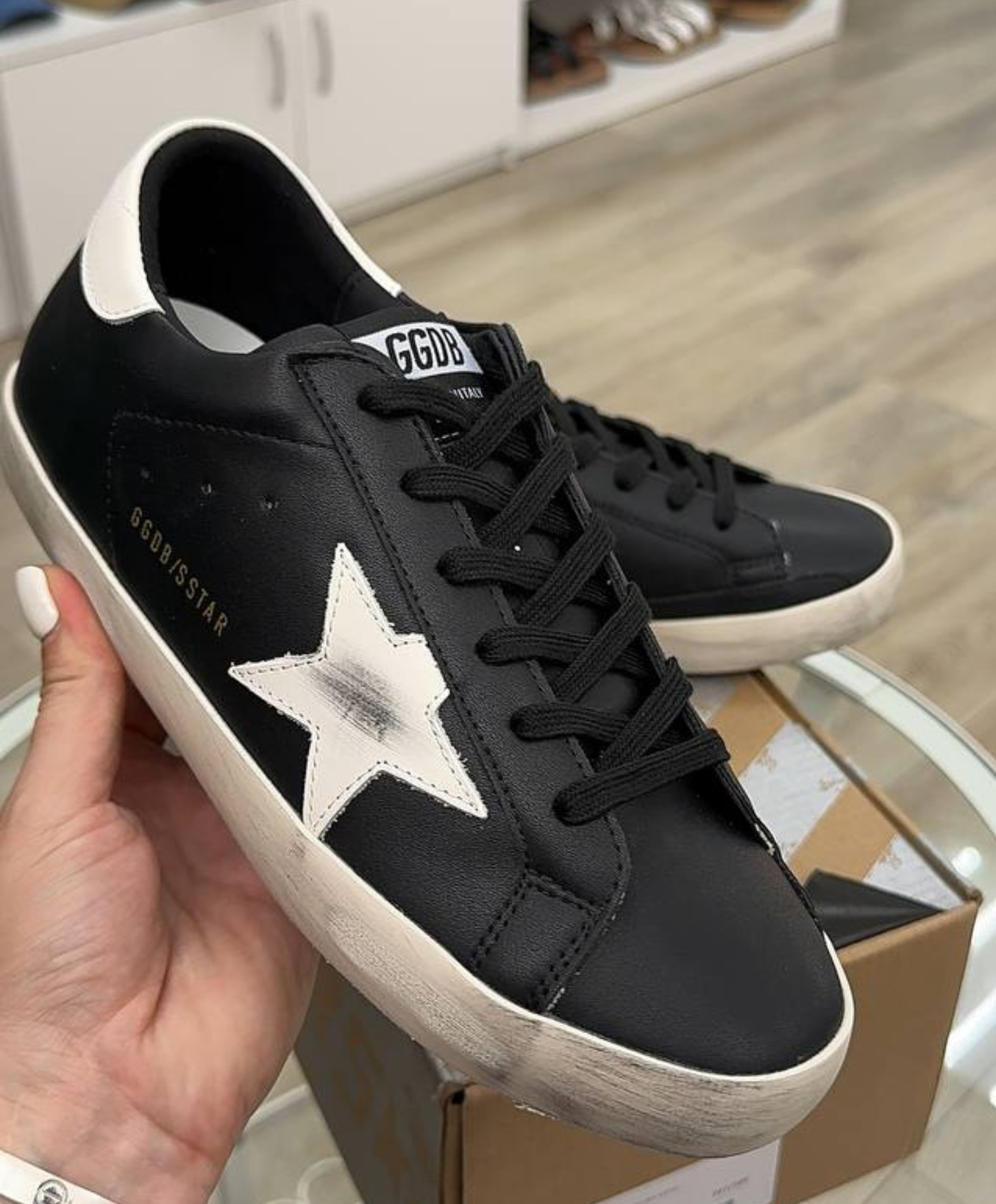 Golden Goose "Super-Star Classic Noir" Edition