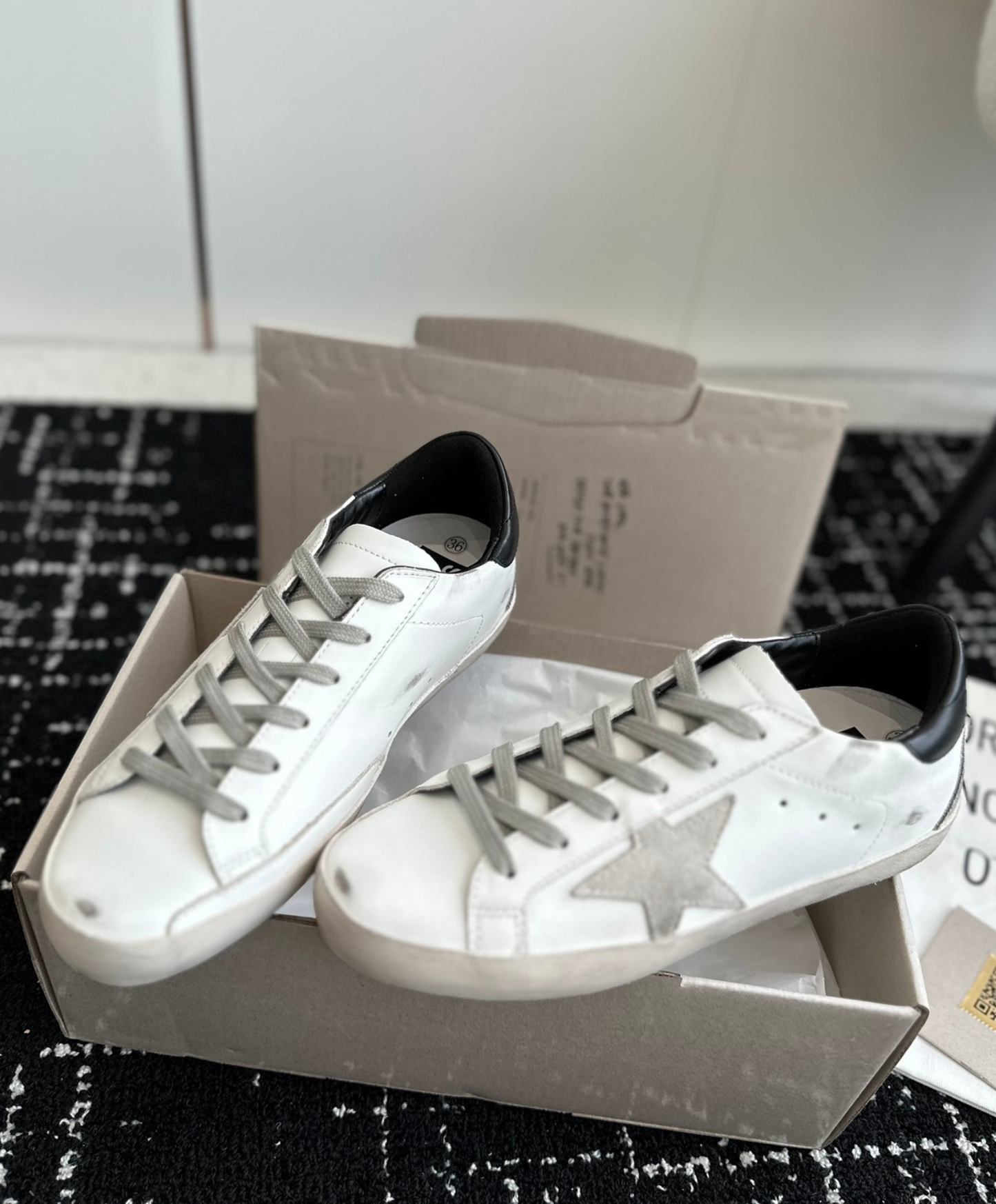 Golden Goose Super-Star Black Heel
