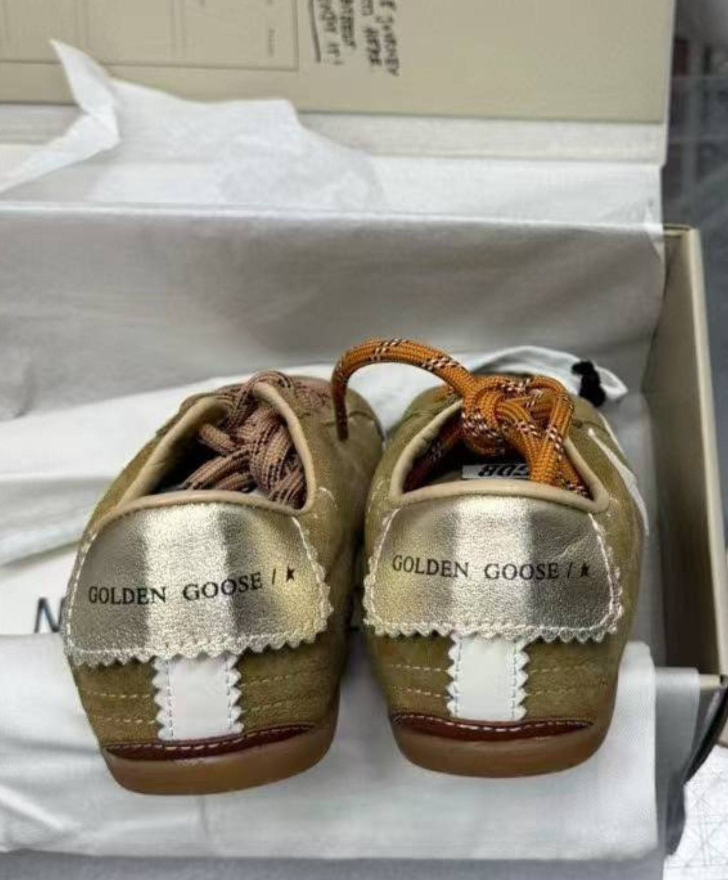 Golden Goose "True Star Suede Camel" Edition