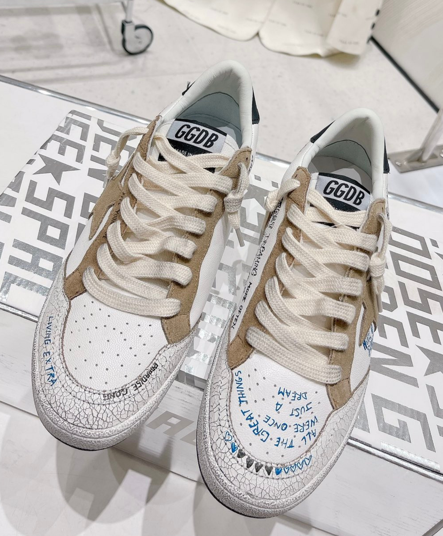 Golden Goose Ball Star Graffiti Script