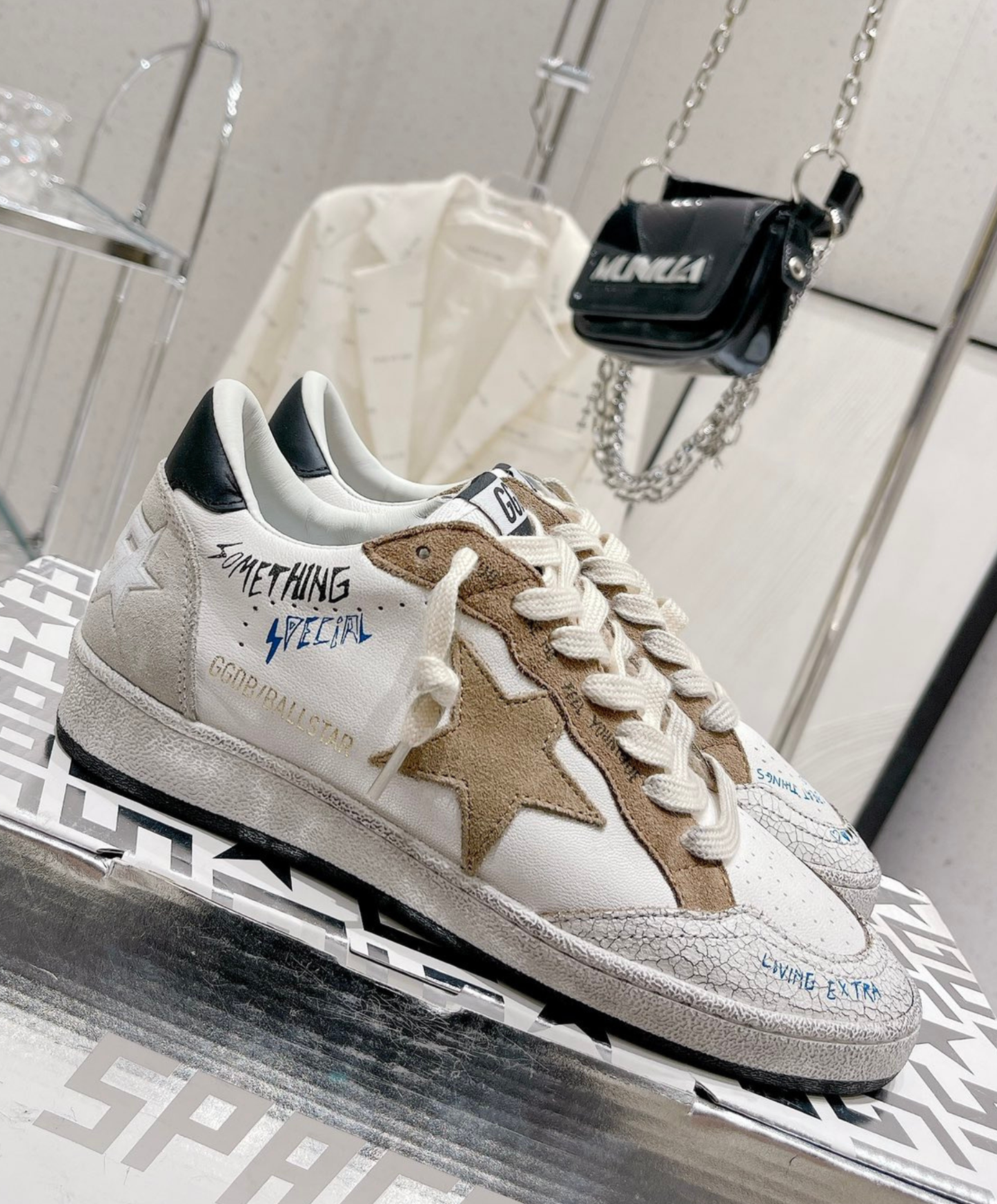 Golden Goose Ball Star Graffiti Script