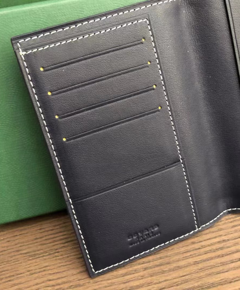 Grenelle Passport Cover