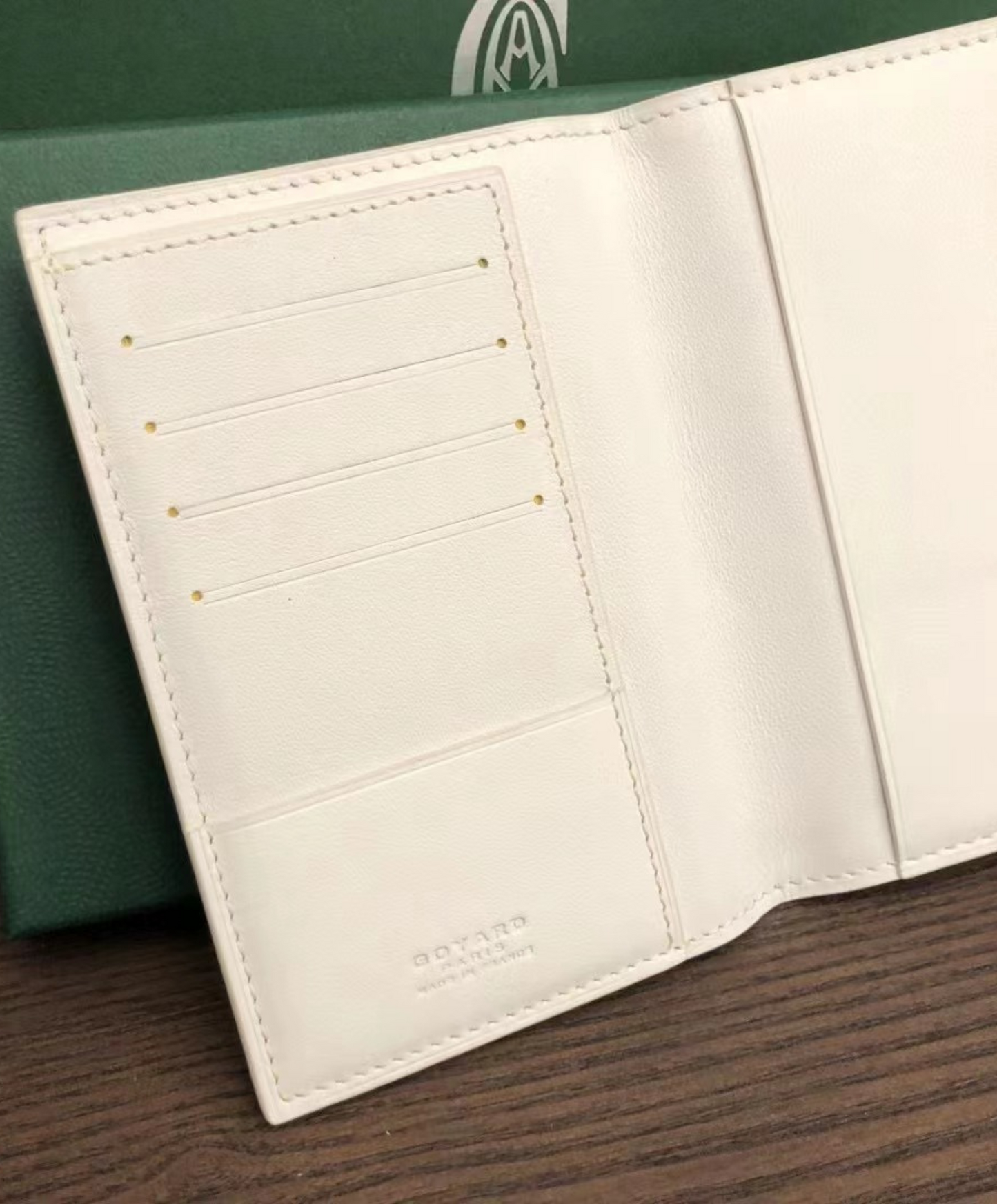 Grenelle Passport Cover