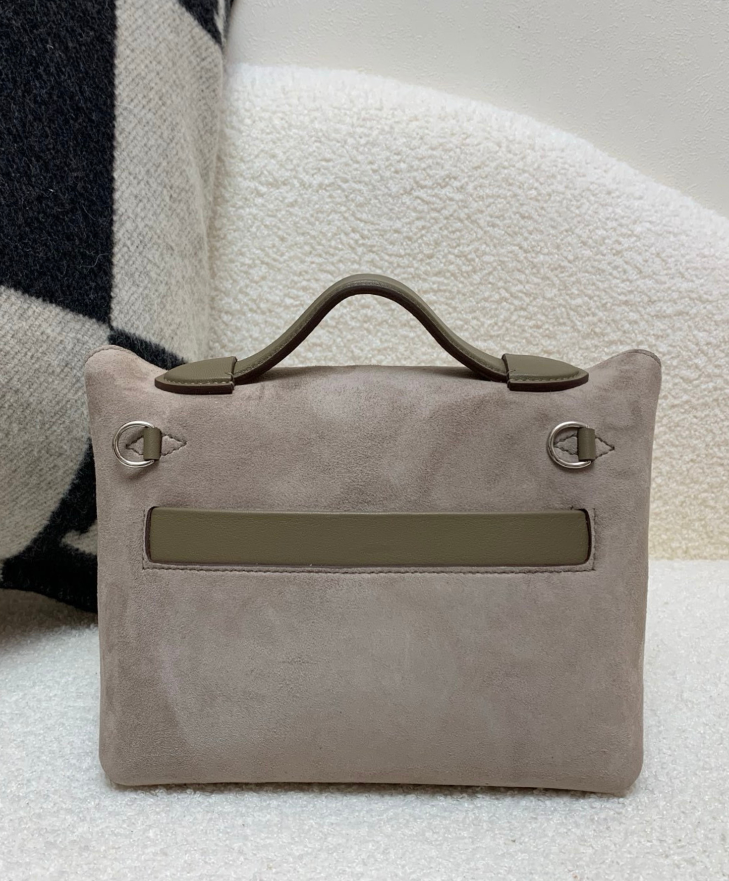 24-24 21 Bag
