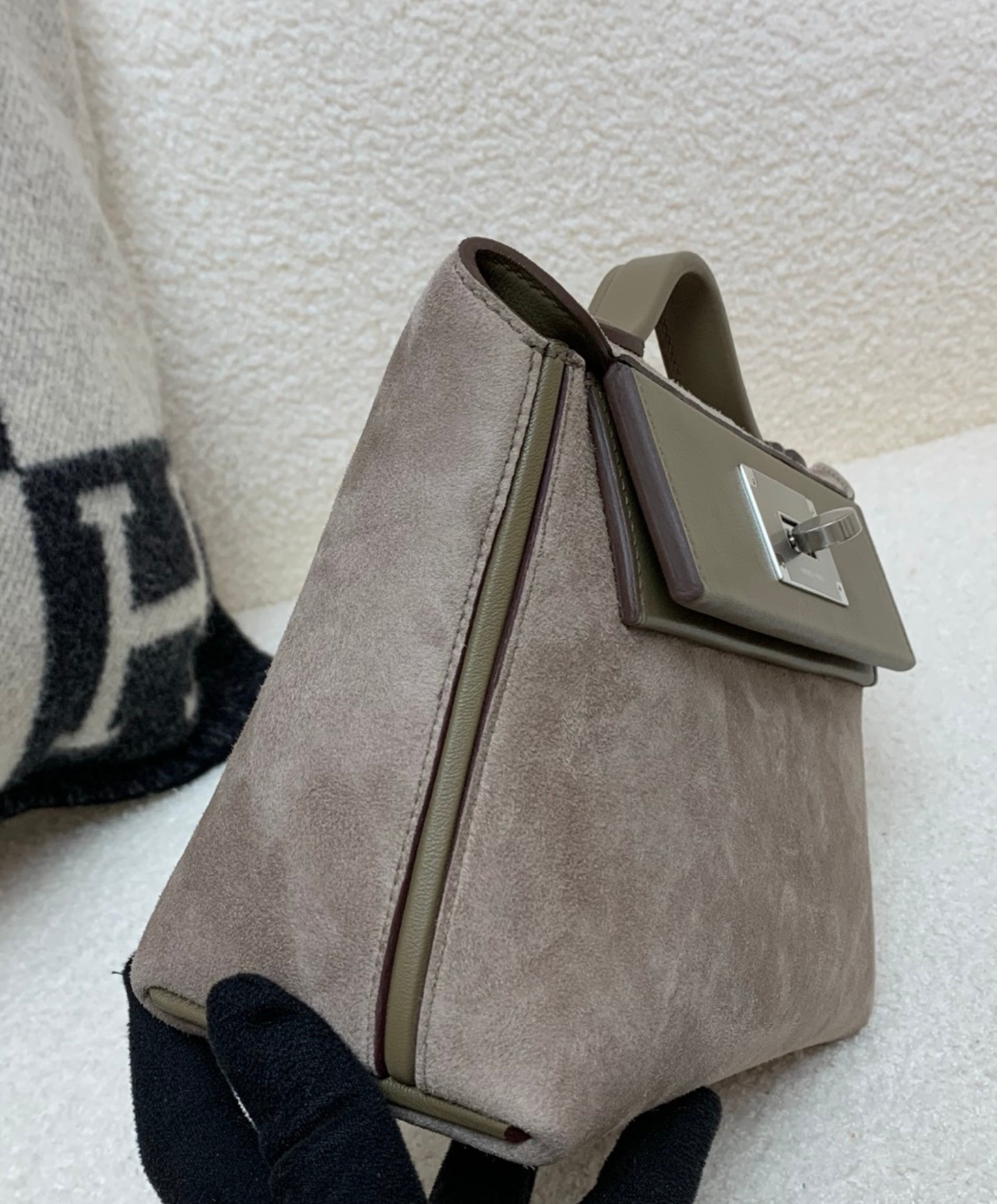 24-24 21 Bag