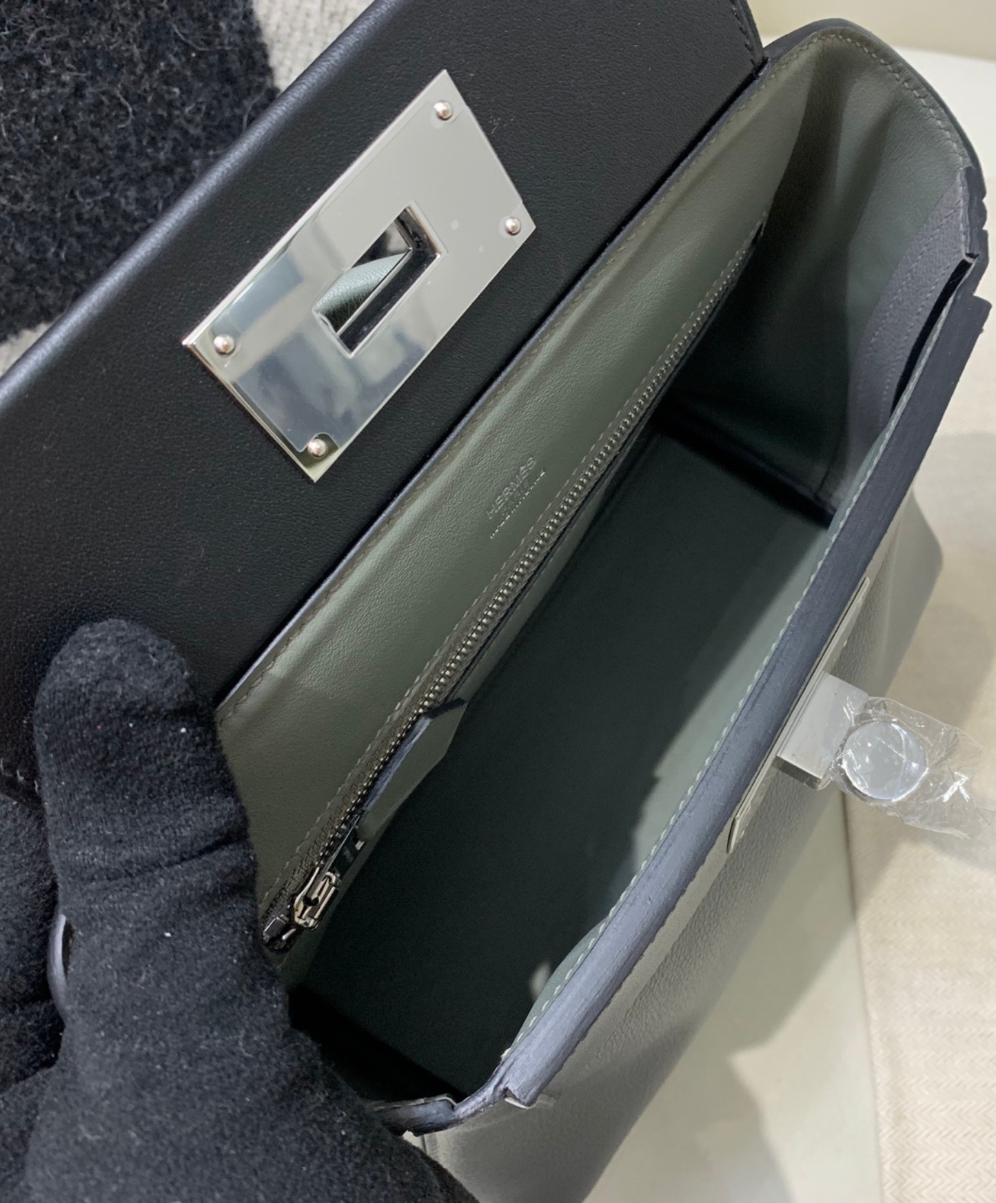 24-24 21 Bag