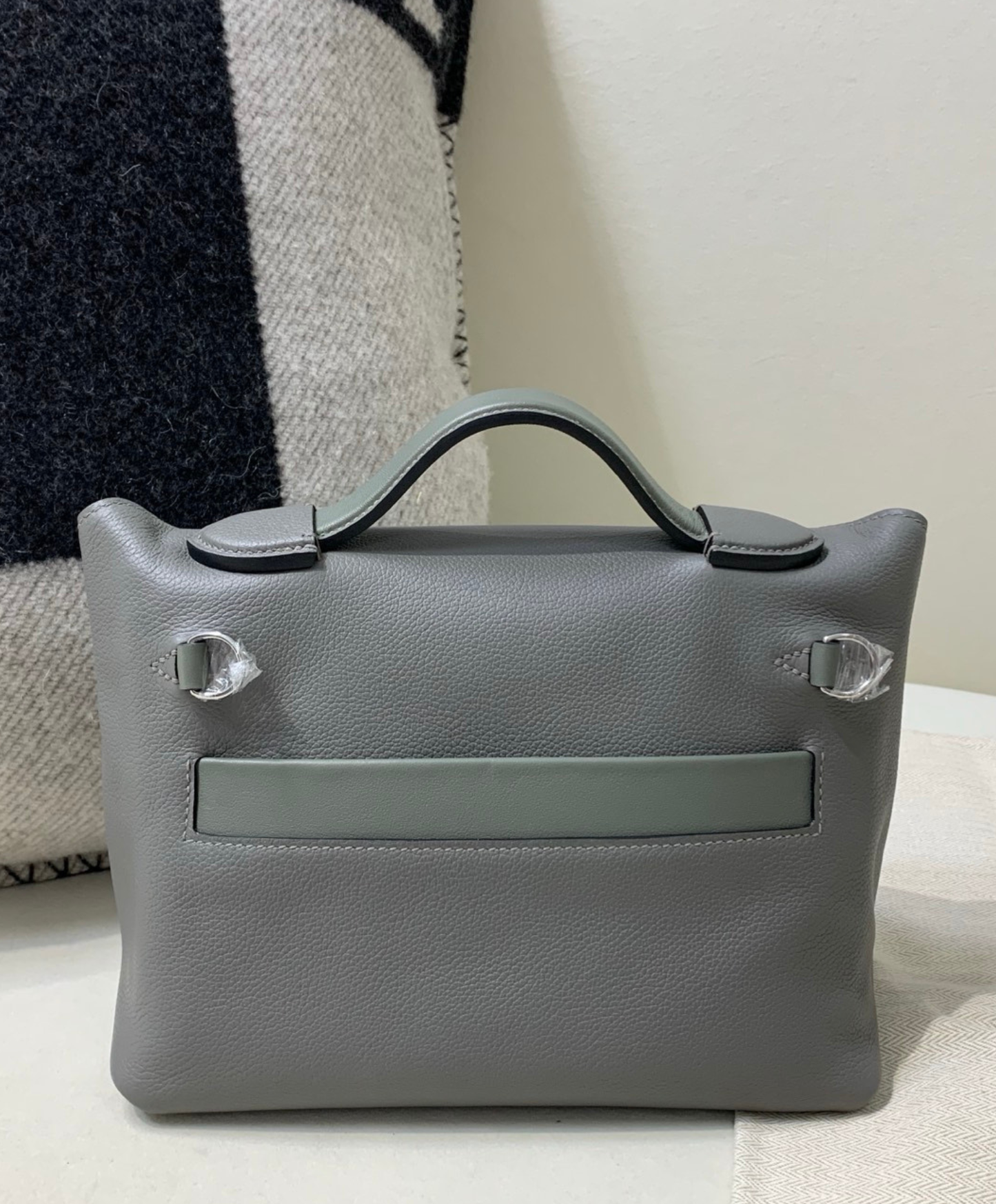 24-24 21 Bag