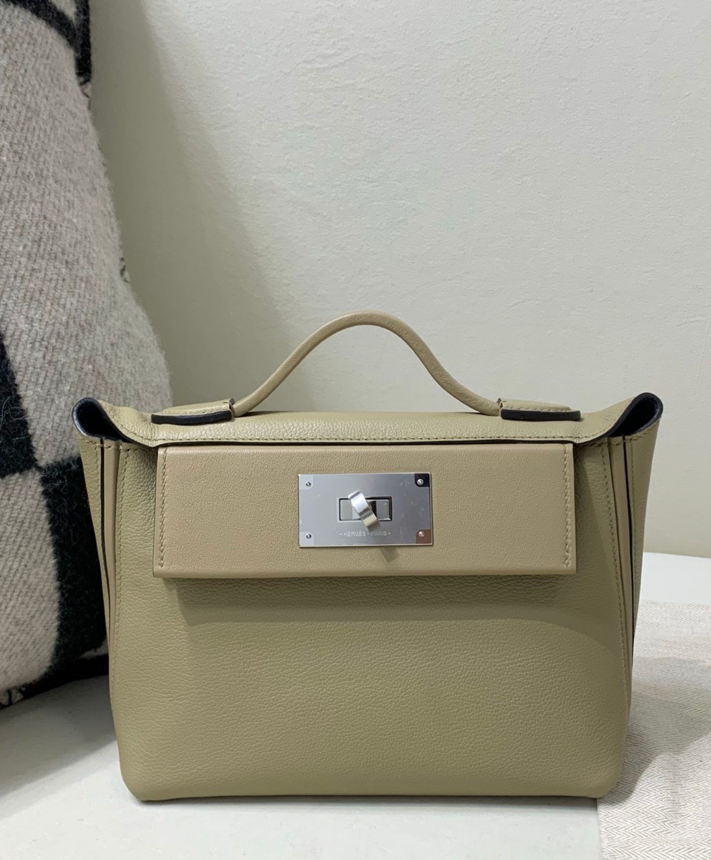 24-24 21 Bag