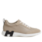 Bouncing Sneaker