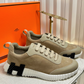 Bouncing Sneaker