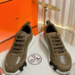 Bouncing Sneaker