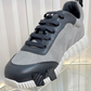 Bouncing Sneaker
