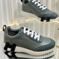 Bouncing Sneaker