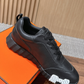 Bouncing Sneaker
